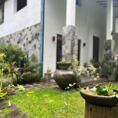 Rustic Mahaweli Daire Kandy Dış mekan fotoğraf